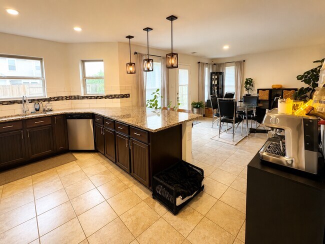 Photo - 25323 Queens Causeway Ln