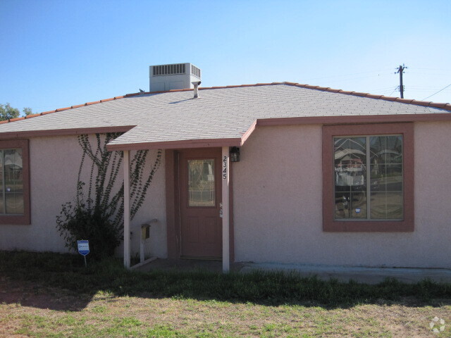 Building Photo - 2345 W Jefferson St Rental