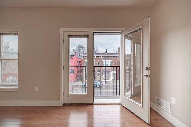 Photo - South & Hickory Place