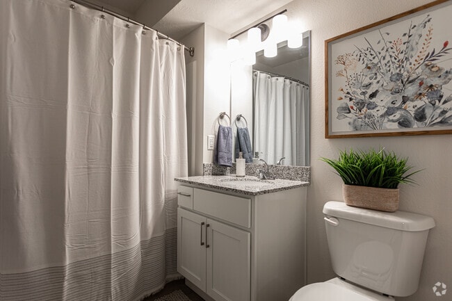 2BR, 1BA - The York 1
