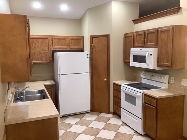 Photo - 6513 Junior Ct