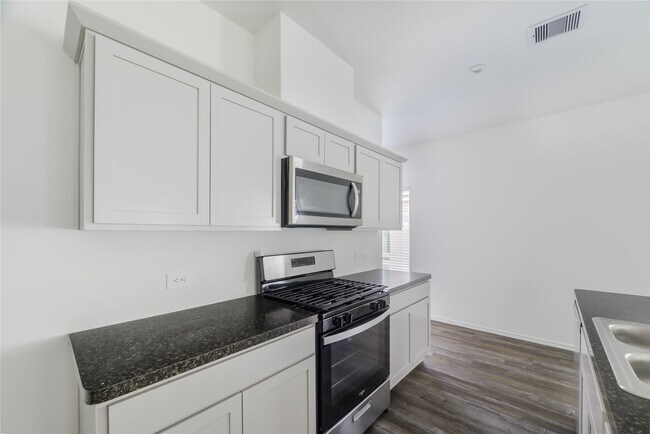 Photo - 5619 Simcrest Grove Dr