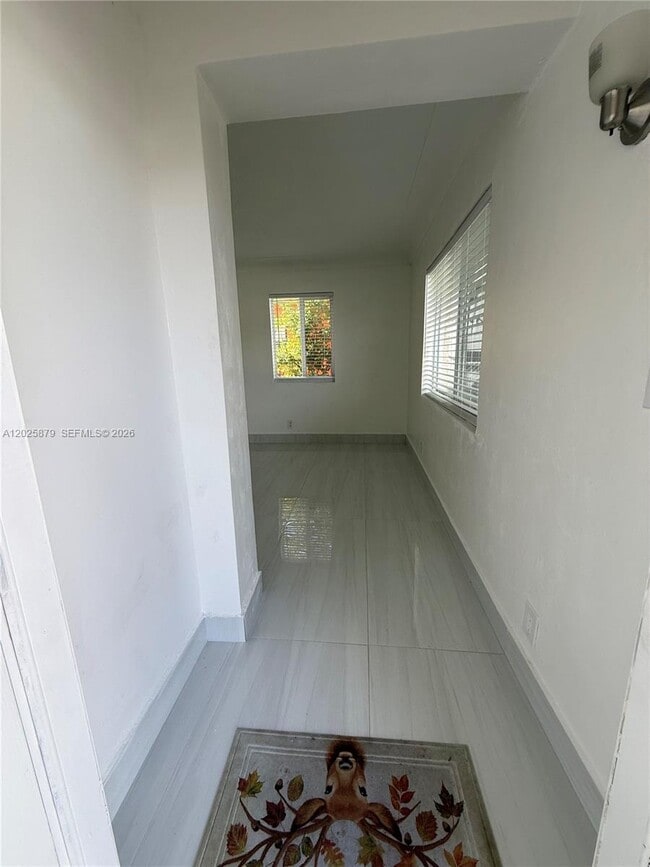 1816 NW 25th Terrace