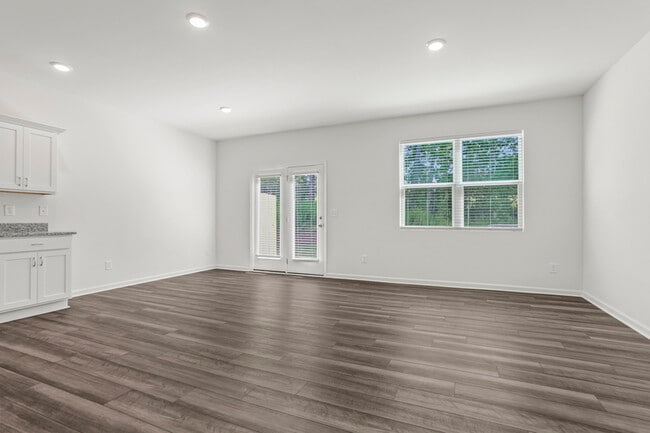 Photo - 2660 Senegal Wy