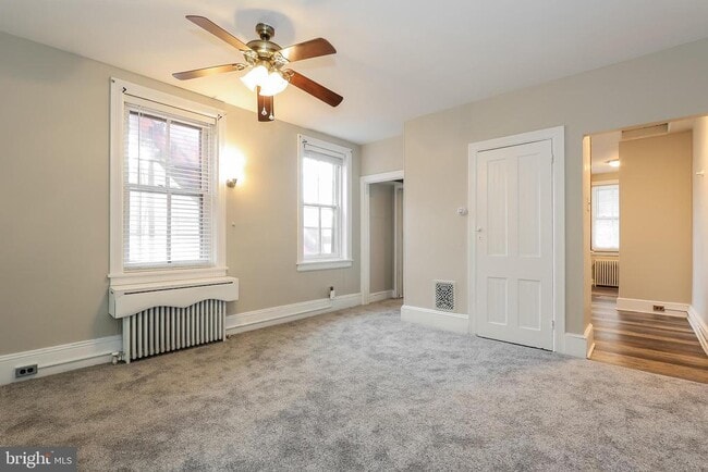 Photo - 212 E Broad St