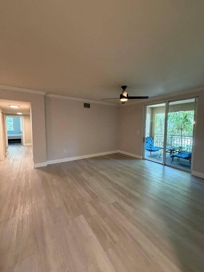 Photo - 6386 Emerald Dunes Dr Unit 308