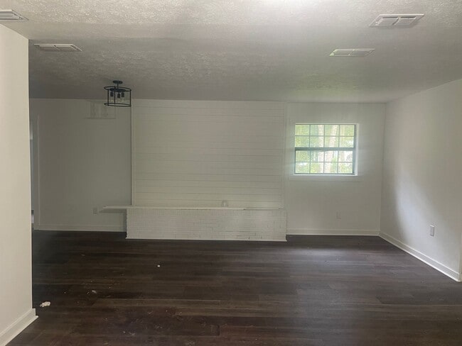 Photo - 784 Benjamin Chaires Rd