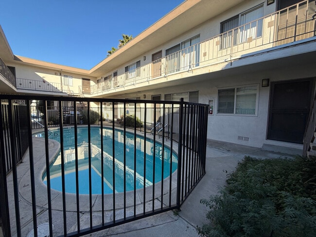 Photo - 2020 Preuss Rd Unit 105