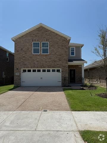 Building Photo - 2015 Burnwood St Rental