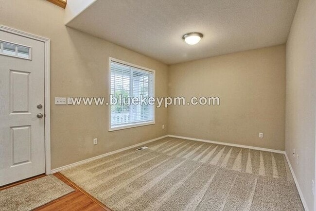 Photo - 4 Bed, 2.5 Bath Home Off SE Eaton Blvd and Weaver Creek in Battle Ground