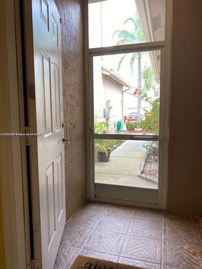 Photo - 2142 Madeira Dr