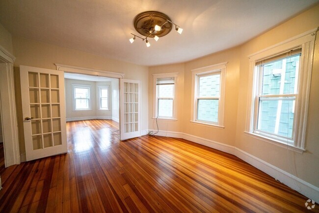 Building Photo - 42 Sudan St Rental
