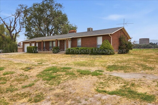 Photo - 3548 S Midland Dr