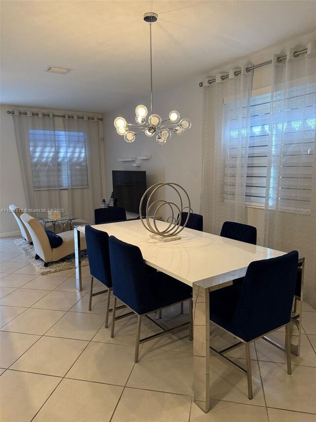 Photo - 3434 W 108th St