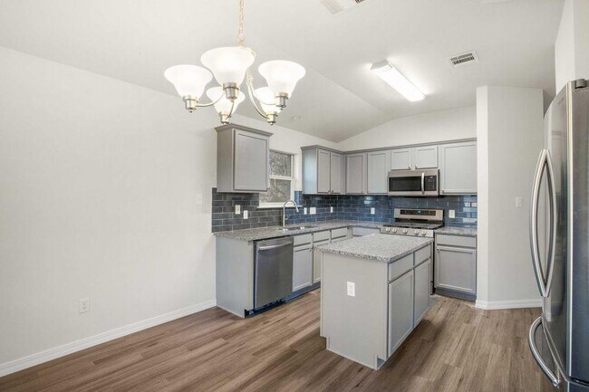 Photo - 3310 Blue Ridge Dr