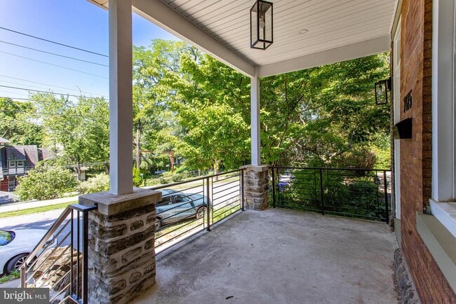 Photo - 7415 Sprague St