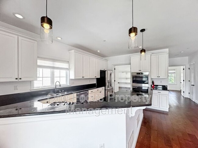 Photo - 148 Jacobs Landing Way