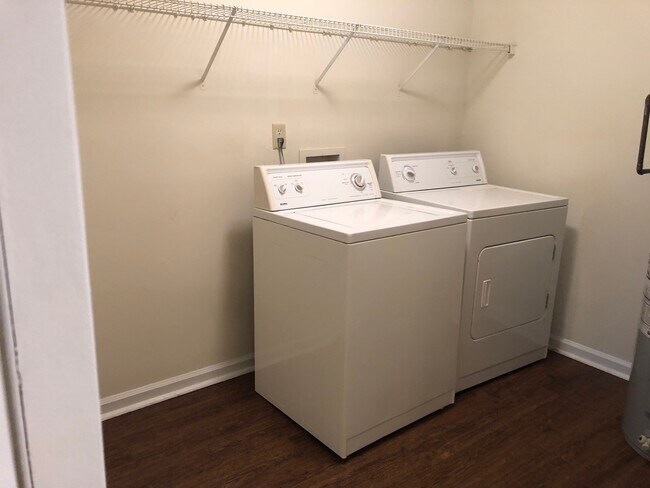 Photo - PRE-LEASING FOR AUGUST 2026!