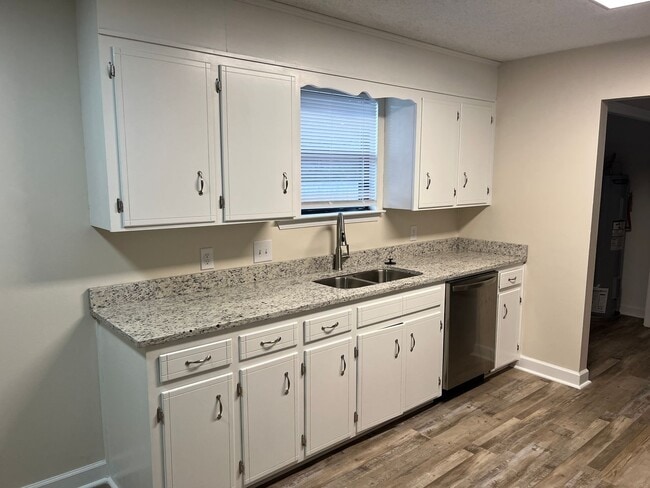 Photo - Lots of updates!