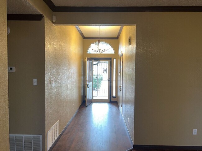 Photo - 4903 Misty Cir