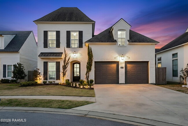 Building Photo - 315 San Marcos Dr