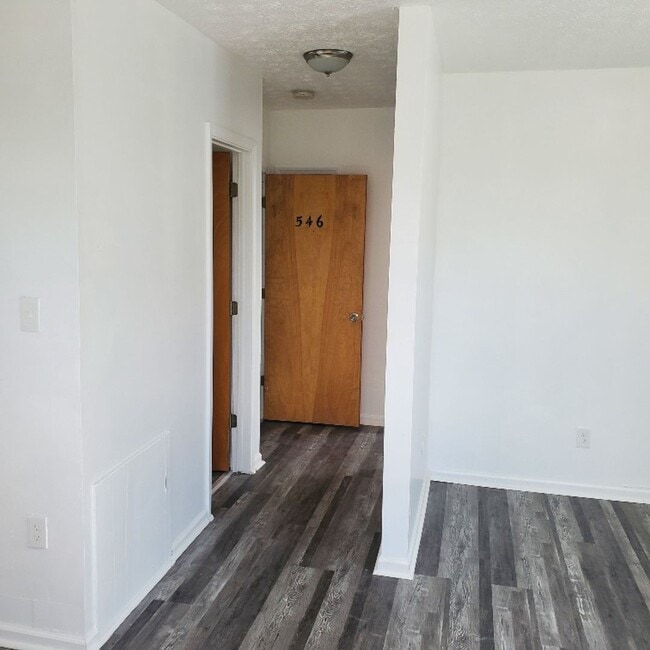 Photo - 1BDRM APARTMENT FOR RENT