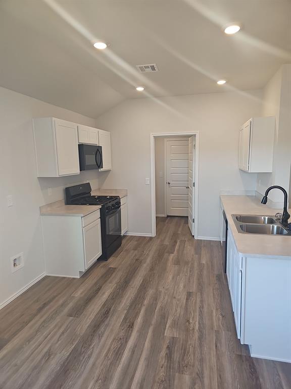 Photo - 6132 Holm Oak Rd