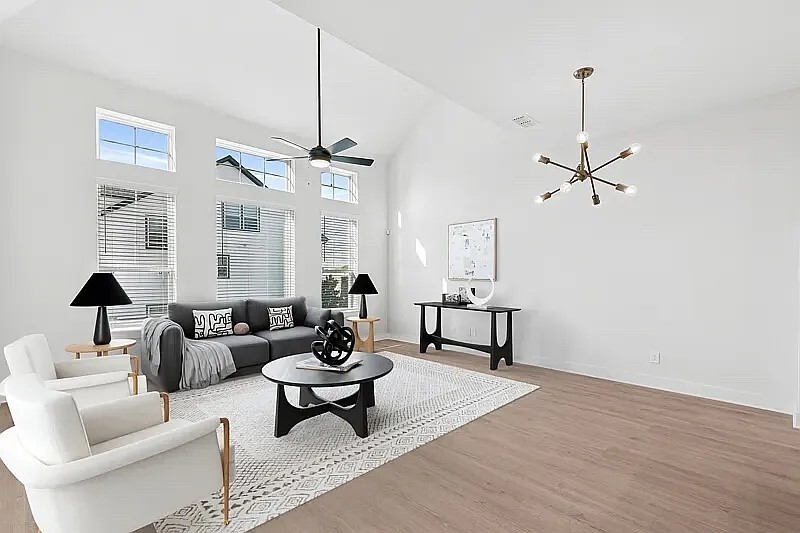 Photo - 16046 Mason Run Dr