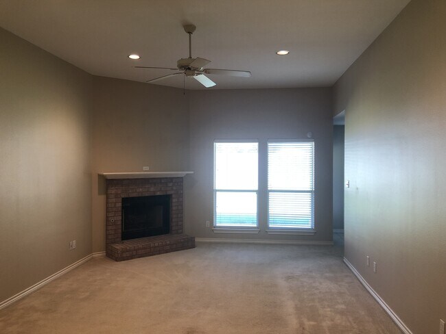 Photo - Coming Soon! 3 Bedroom Home in Flint!