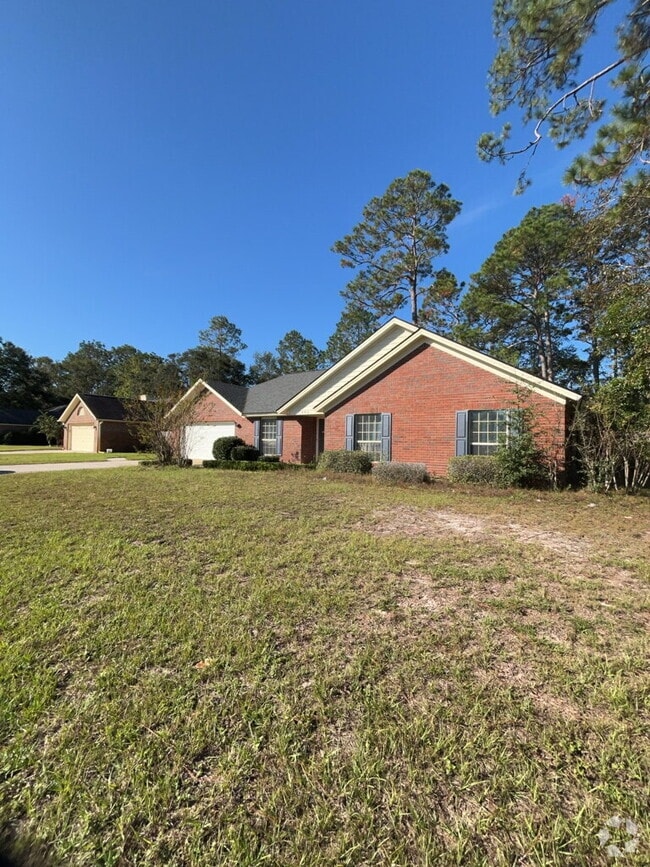 Building Photo - Home For Rent