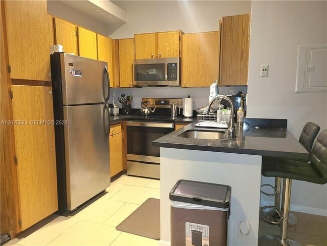 Building Photo - 631 Lyons Rd Unit 12205
