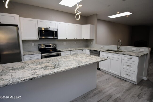 Photo - 4581 Cam Campero