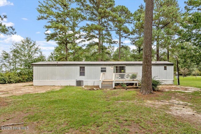Photo - 10317 Giles Rd