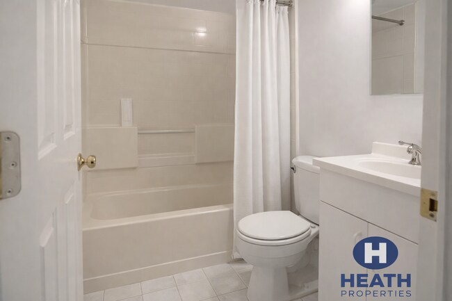 Photo - 22 St Cyprians Pl Unit 1L