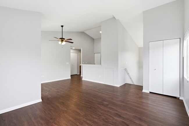 Photo - 2023 Silverstone Dr