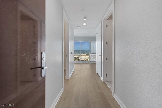 Photo - 4525 Dean Martin Dr Unit 1010