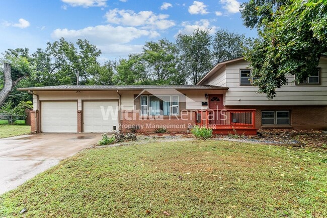 Building Photo - 4 bedroom home in the Westlink Subdivision