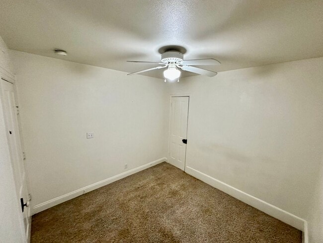 Photo - 326 Chamberlain Ave