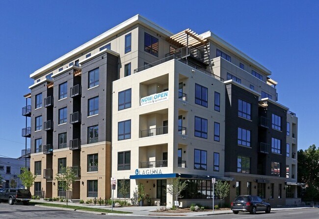 Laguna Apartments