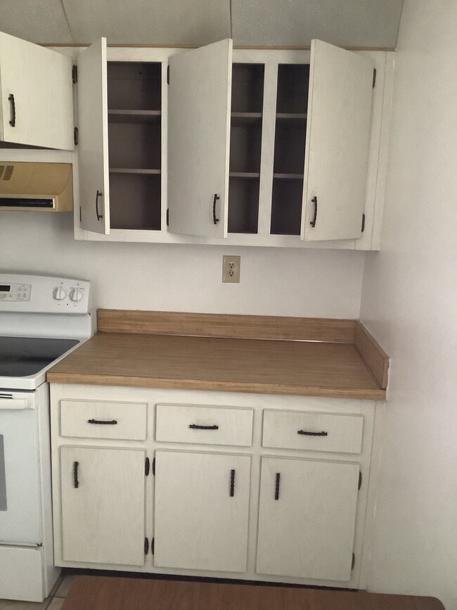 Photo - 1800 N Lauderdale Ave Unit 1410