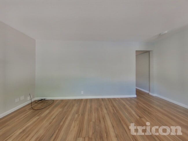 Photo - 5041 Whittier Dr