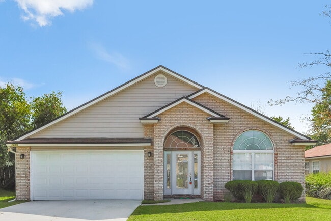 Building Photo - 1829 Northglen Cir