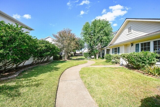 Photo - 6233 Lone Prairie Way