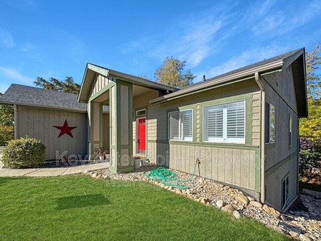 Photo - 2035 S Travertine Way