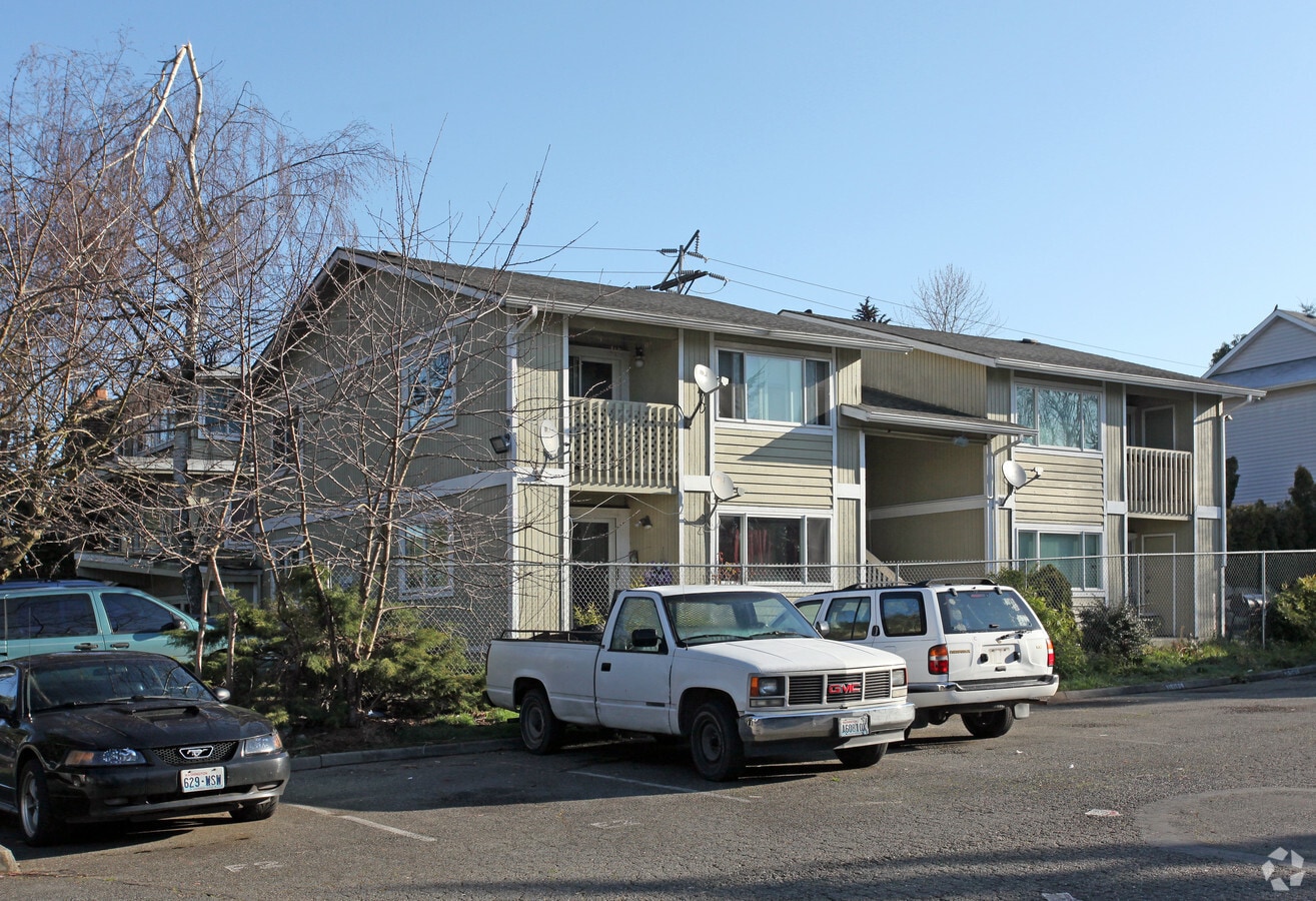 Photo - Glenbrook Apartments