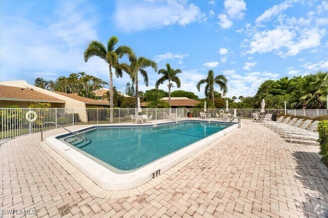 Building Photo - 955 Palm View Dr Unit B206 Rental