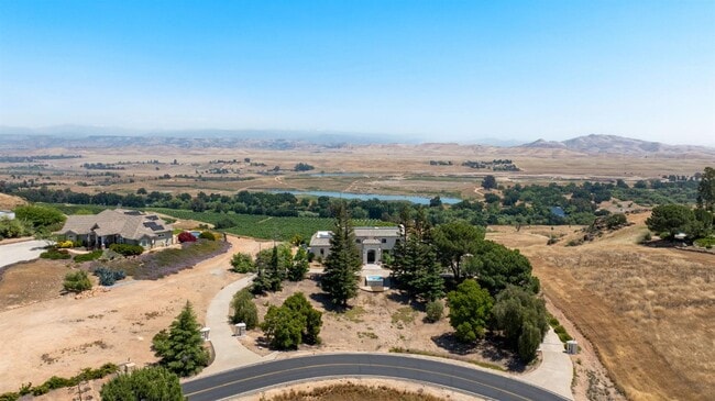 Building Photo - 14215 Killarney Dr