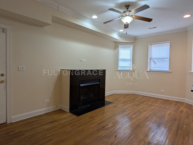 Photo - 6935 N Oakley Ave Unit G