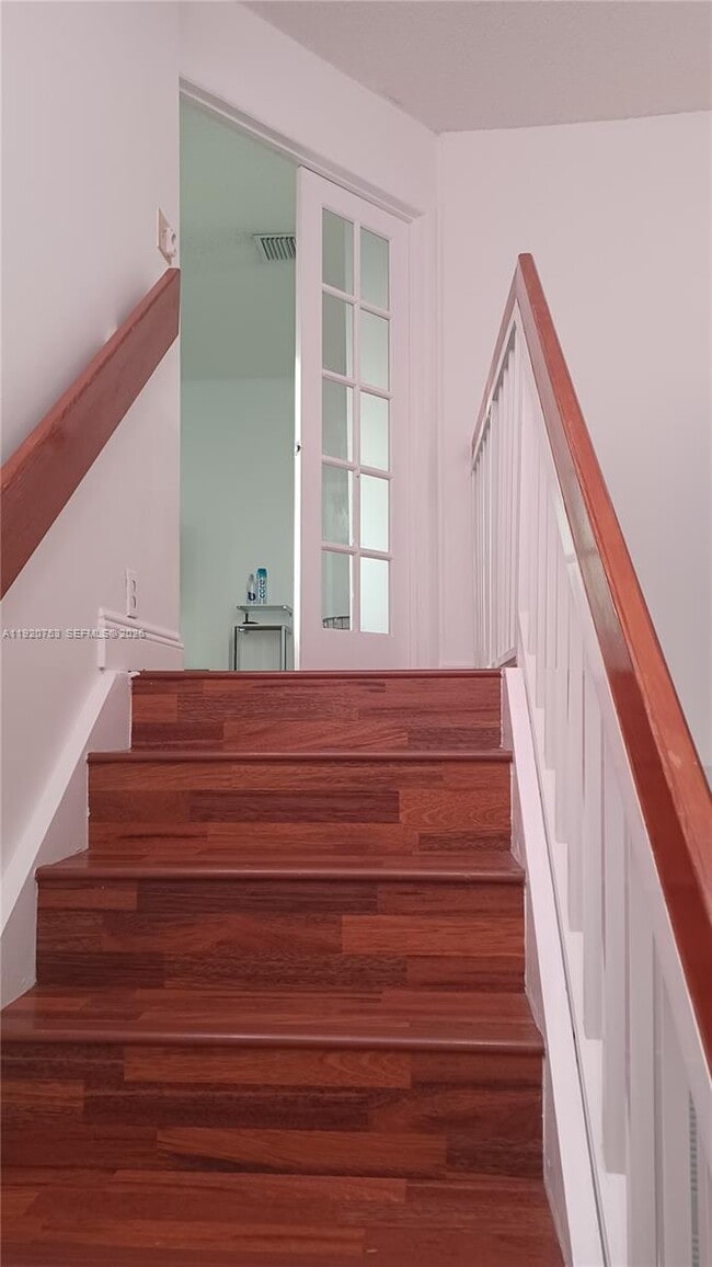 Photo - 13915 SW 91st Terrace Unit 13915