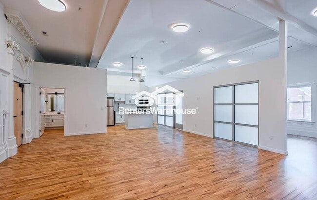 Building Photo - 3612 6th Ave Rental
